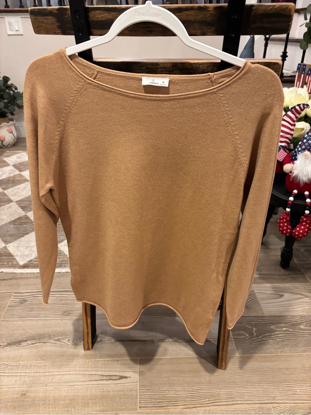 Women's Cozy Camel Knit Sweater - Size Medium WITH ALSO two scarves - NWT